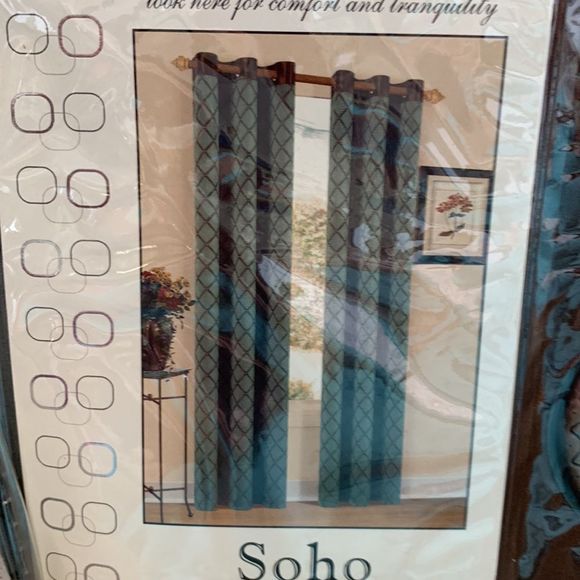 2 Soho Hotel Grommeted Panels - Picture 5 of 7